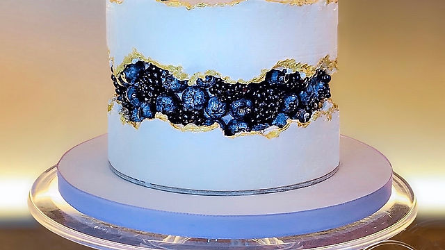 Wildberries Faultline cake